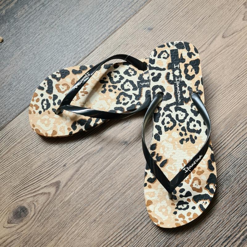 Ipanema - flip flop i sort med leopard - - FLIP FLOPS - Como Shoes