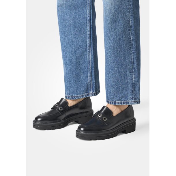 Paul Green - Loafer i sort med grov sl og slvringe - 1162