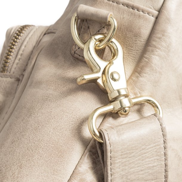 Depeche - Enkel crossover taske i sand - 13606