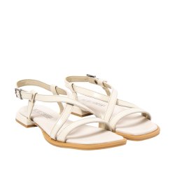 Art - Flad sandal i r�hvid lak med krydsremme - 2001