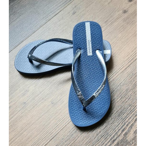 Ipanema - Flip flop i bl med metal-look