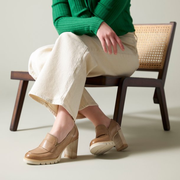 Paul Green - Loafer i varm sand med plateau og h�l - 3784