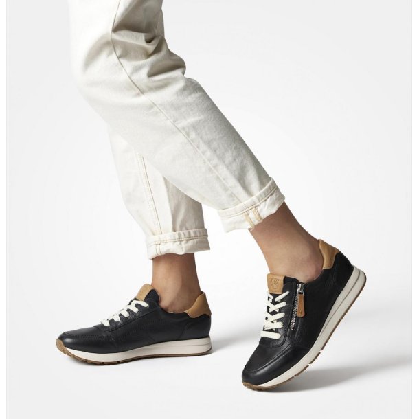Paul Green - Sneakers i sort med snre og lynls - 4085