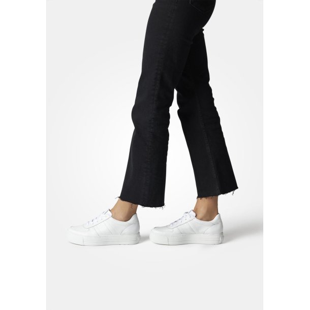 Paul Green - Sneakers i hvid med syninger og plateau - 5230