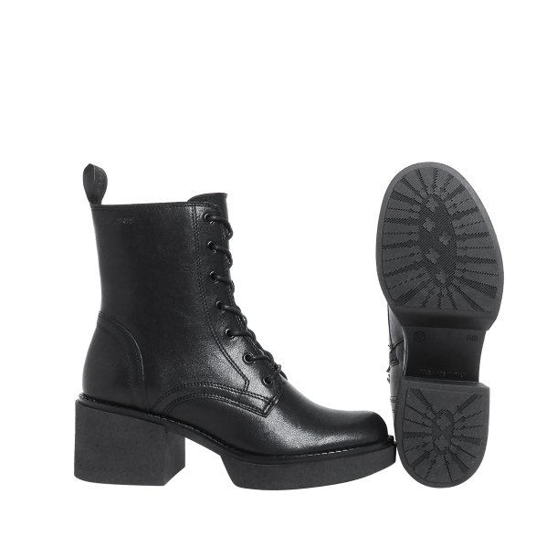 Ten Points - Snrestvle i sort med hl og plateau - 60508