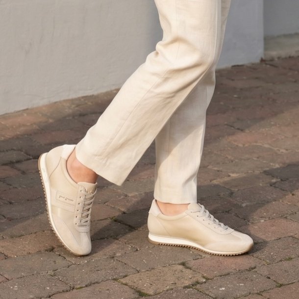 Paul Green - Sneakers i varm beige med elastiksn�re - 5453