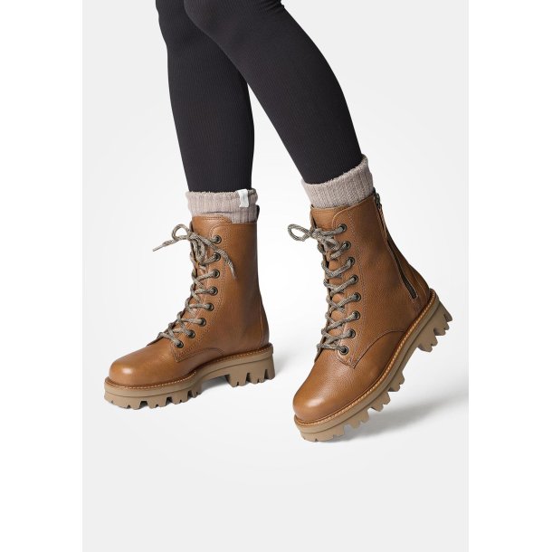 Paul Green - Stvlette i lys cognac skind med snre, lynls og grov sl - 8146