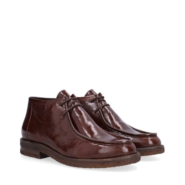 Billi Bi - Ankelstvle i brun lak med snre og rgummi - A7025