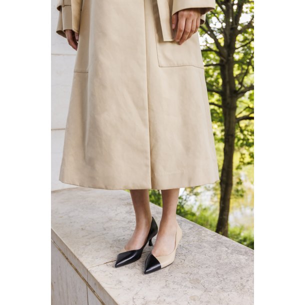 Billi Bi - Pumps i sort og beige med lille hl - A5610