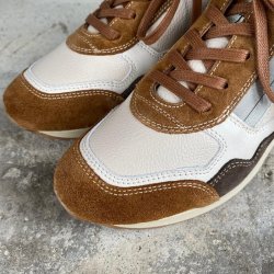 Sport - Sneakers i cognac varm beige med snøre og lynlås - 5422 - DL SPORT - Shoes