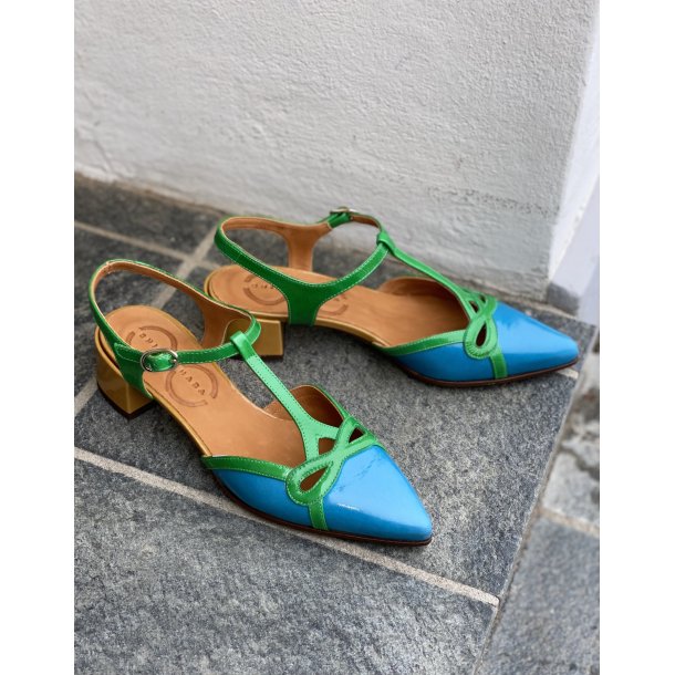 Chie Mihara - Sandalsko i i turkis og grn med lille hl - Jene
