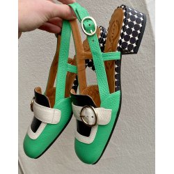 Chie Mihara - Loafer i grn med spnde og hl med dots - Udesy