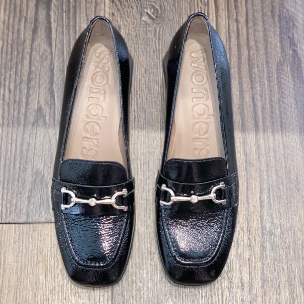 Wonders - Loafer i sort lak med bidsel og lille hl - 1903