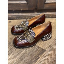 Chie Mihara - Loafer i brun, khaki og snake med guldkde - Boal