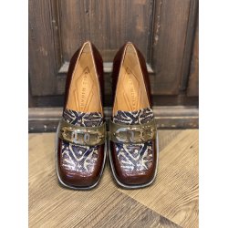 Chie Mihara - Loafer i brun, khaki og snake med guldkde - Boal