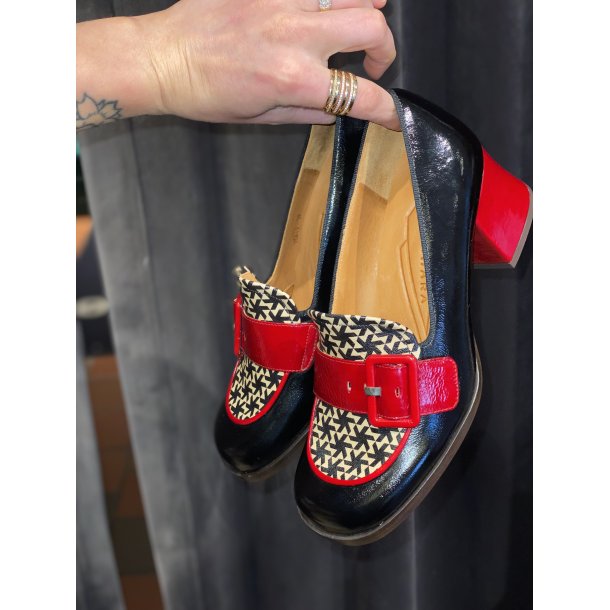 Chie Mihara - Loafer i sort, rd og rhvid - Teisin 47
