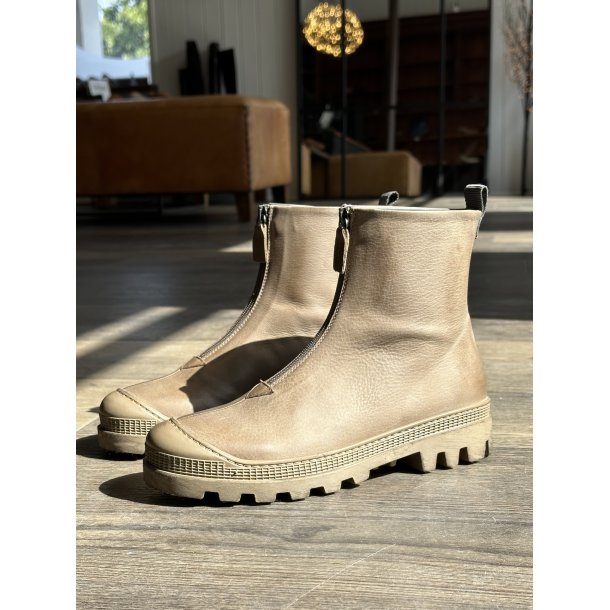 Lofina - St�vlette i sand med lynl�s p� front- 10400