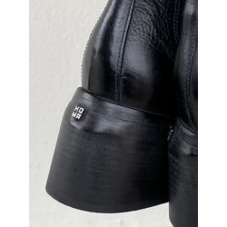 Moma - Stvlette i sort med elastik og moderat hl 