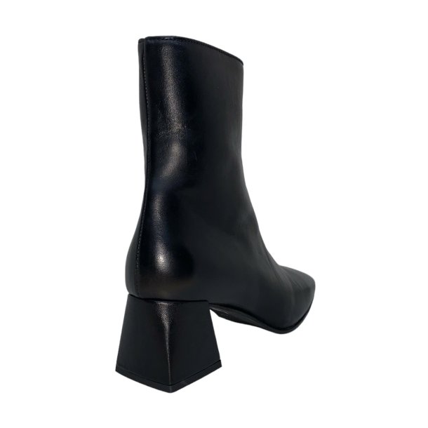 Bukela - St�vlette i sort med blokh�l - Grace