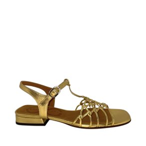 Chie Mihara - Flad guldsandal i hndflettet skind - Tante