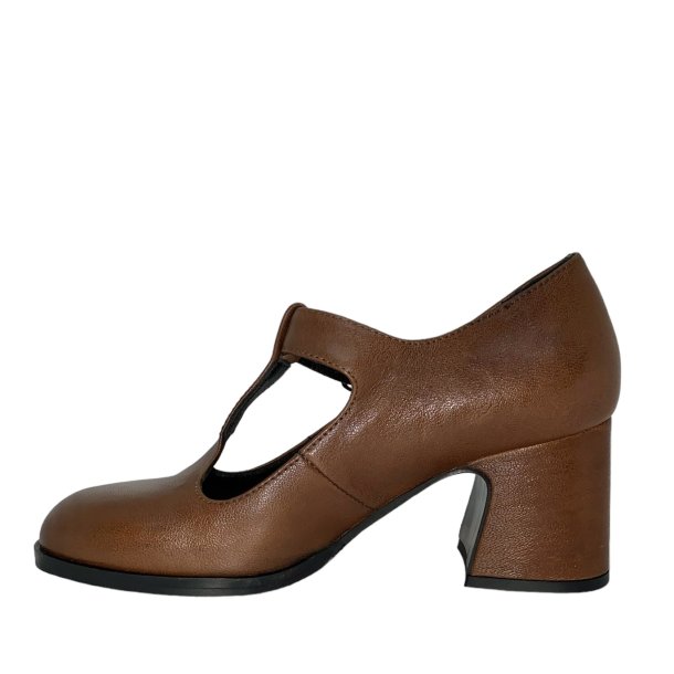 Bukela - Sko i brun med T rem og moderat hl - Torina