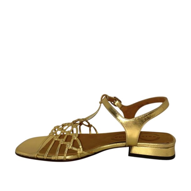 Chie Mihara - Flad guldsandal i hndflettet skind - Tante