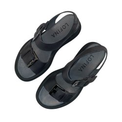 Lofina - Sandal i koksgr med kilehl og spnder - 