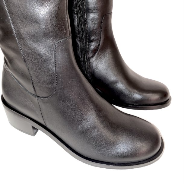 Wonders - Langskaftet stvle i sort med moderat hl og rgummisl - 2104