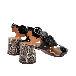 Chie Mihara - Sandal i sort lak og print p� h�l - Ryed