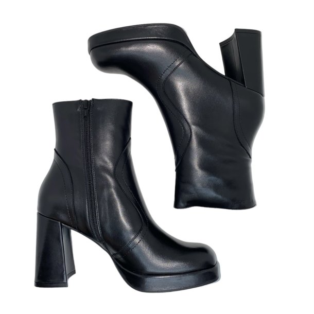 Wonders - Stvlette i sort med plateau og hl - H5940