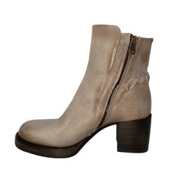 Airstep - Stvlette i sand med hl og plateau