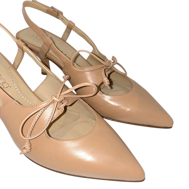 Pomme D`or - Pumps i varm sand med snre og slingback - 6214