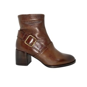 Chie Mihara - Stvlette i brun med spnde og moderat hl - Owisa