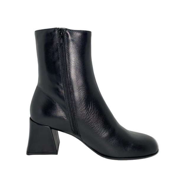 Wonders - Enkel stvlette i sort med moderat hl - H6213