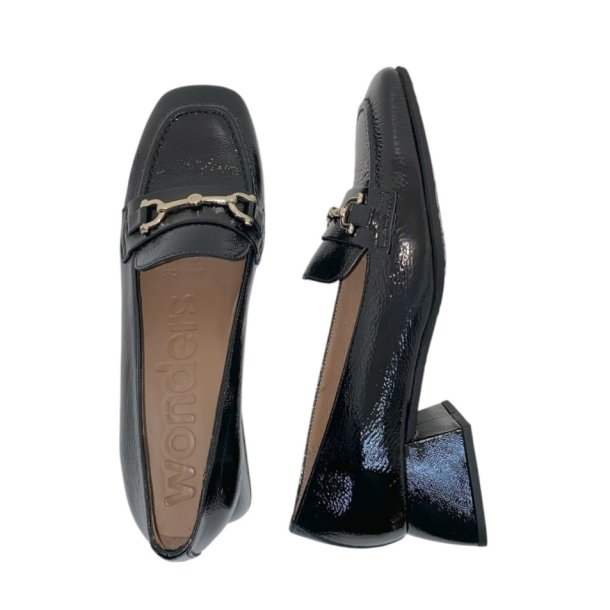 Wonders - Loafer i sort lak med bidsel og lille hl - 1903