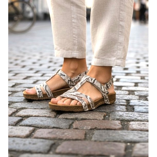 Art - Flad sandal i beige snake - 0946S