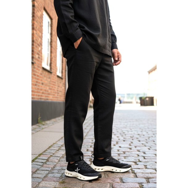 Lloyd herre - Sneakers i sort med hvid s�l - Dash Era