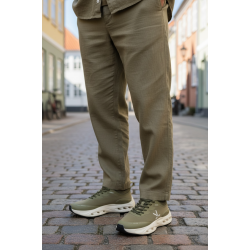 Lloyd herre - Sneakers i lys oliven med hvid s�l - Dash Era