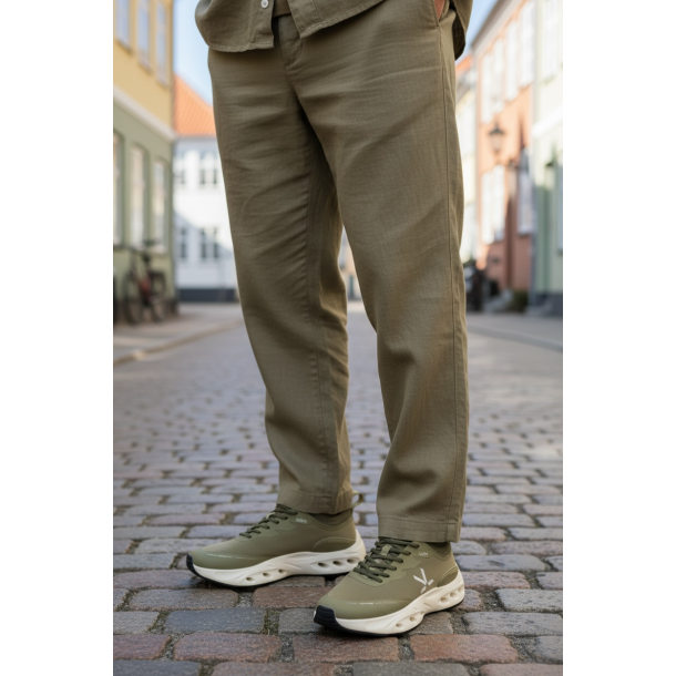 Lloyd herre - Sneakers i lys oliven med hvid s�l - Dash Era