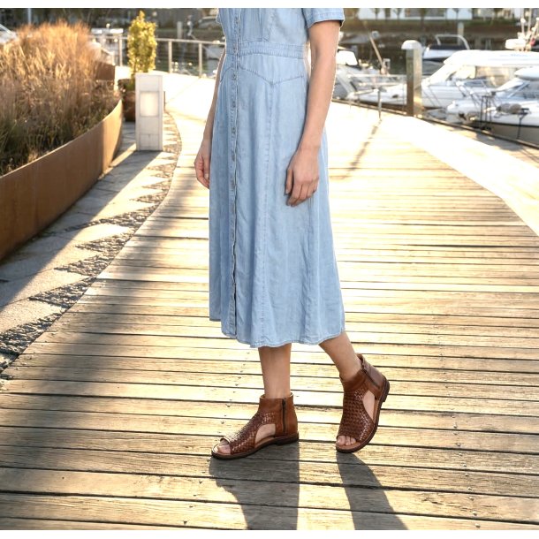 Bubetti - Sandal i cognac med flet og lynl�se - 3585
