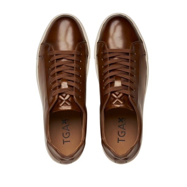 TGA By Ahler - Sneaker i cognac med sn�re og hvid s�l - 111