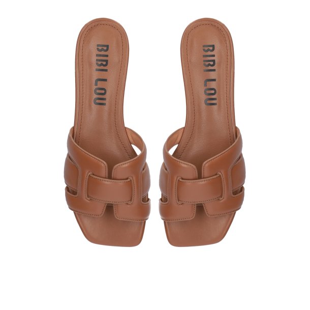 Bibi Lou - Flad slippers i cognac med grov flet
