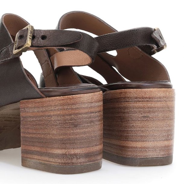 Airstep - Sandal i brun med remme og blokhl
