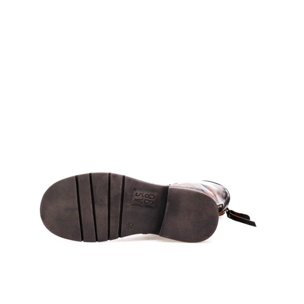 Airstep - Stvlette i flammet brun med sm nitter 