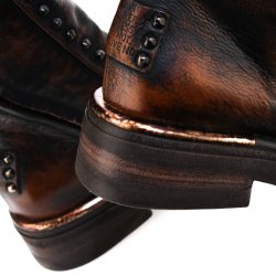 Airstep - Stvlette i flammet brun med sm nitter 