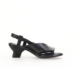 Airstep - Sandal i sort med slingback og mellemhl