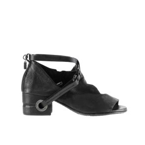 Airstep - Sandal i sort med ankelrem og moderat h�l 