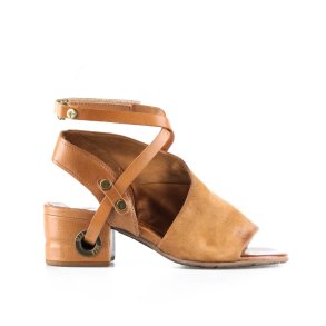 Airstep - Sandal i camel med ankelrem og moderat h�l 