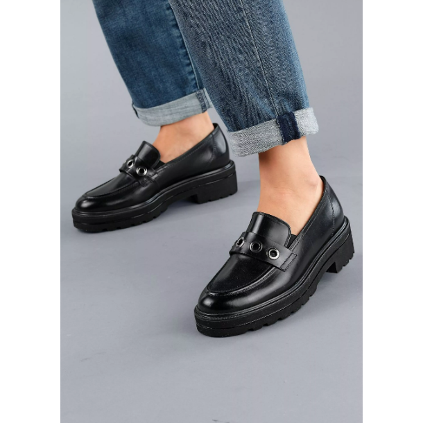 Paul Green - Loafer i sort med grov s�l og s�lvringe - 1162