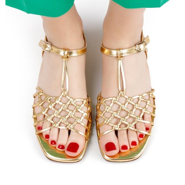 Chie Mihara - Flad guldsandal i hndflettet skind - Tante